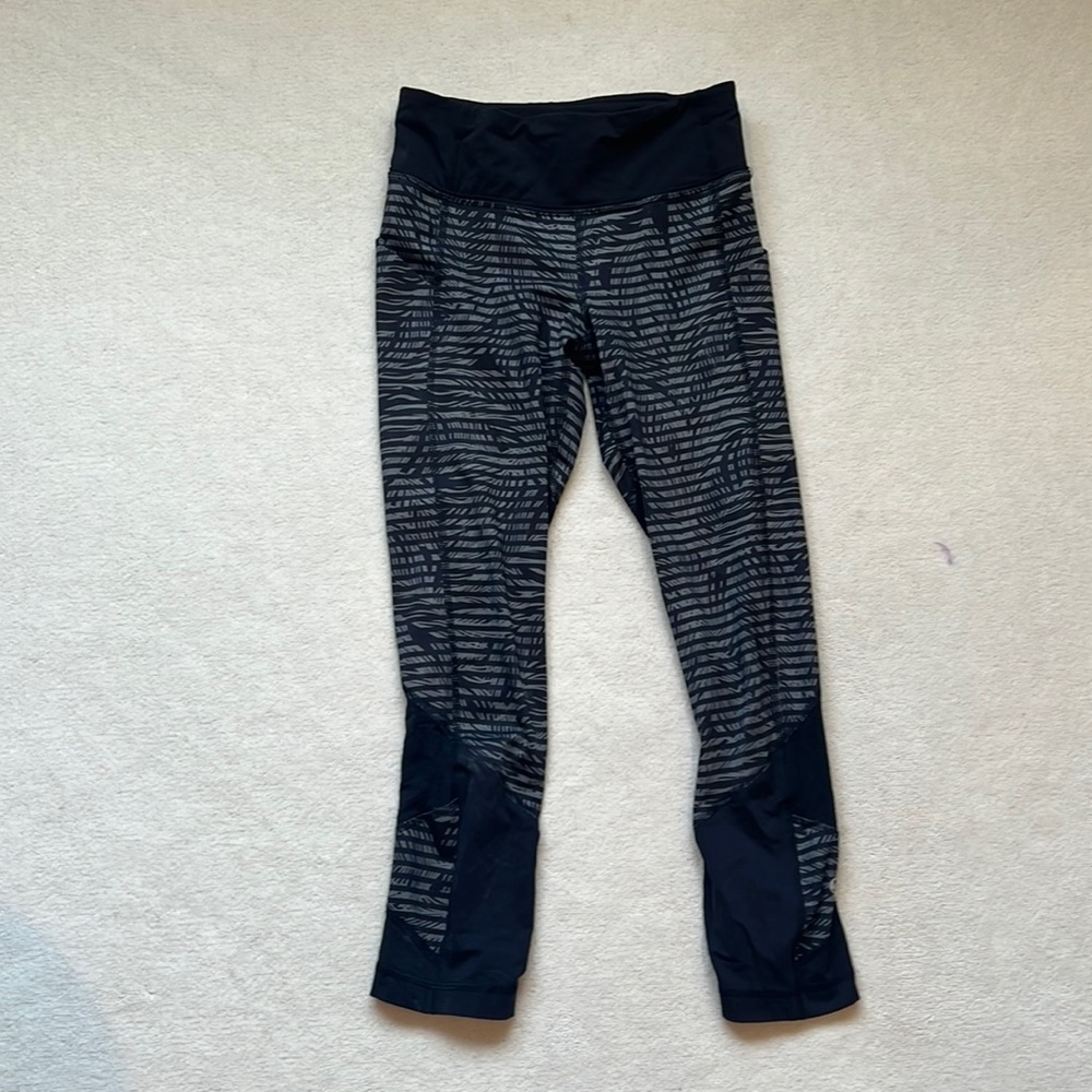 Lululemon cropped leggings